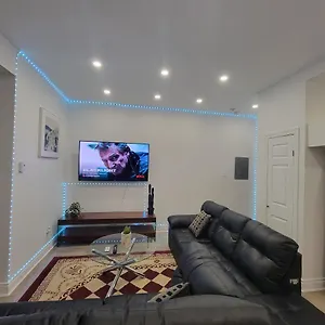 High Speed Internet - Amazing Loft In Central Montreal