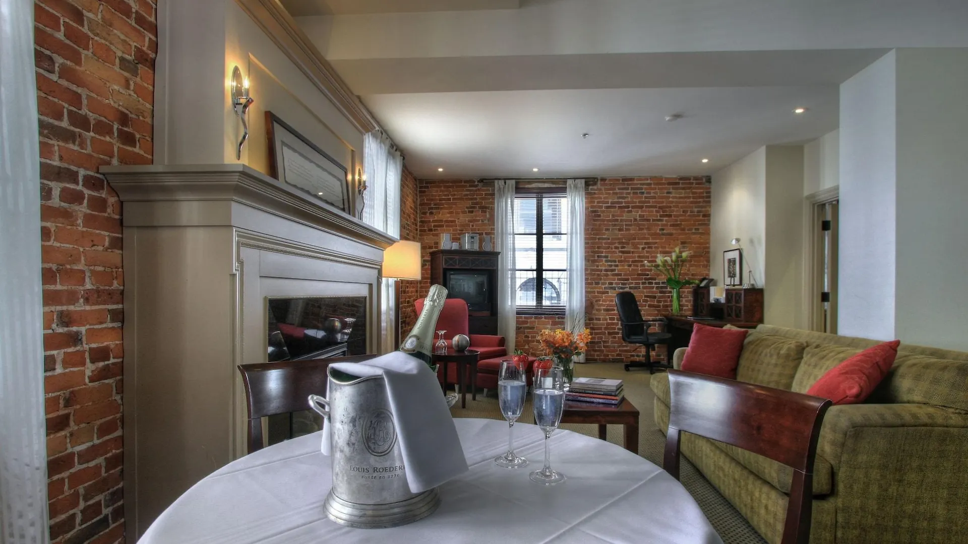 Hotel Nelligan Montreal