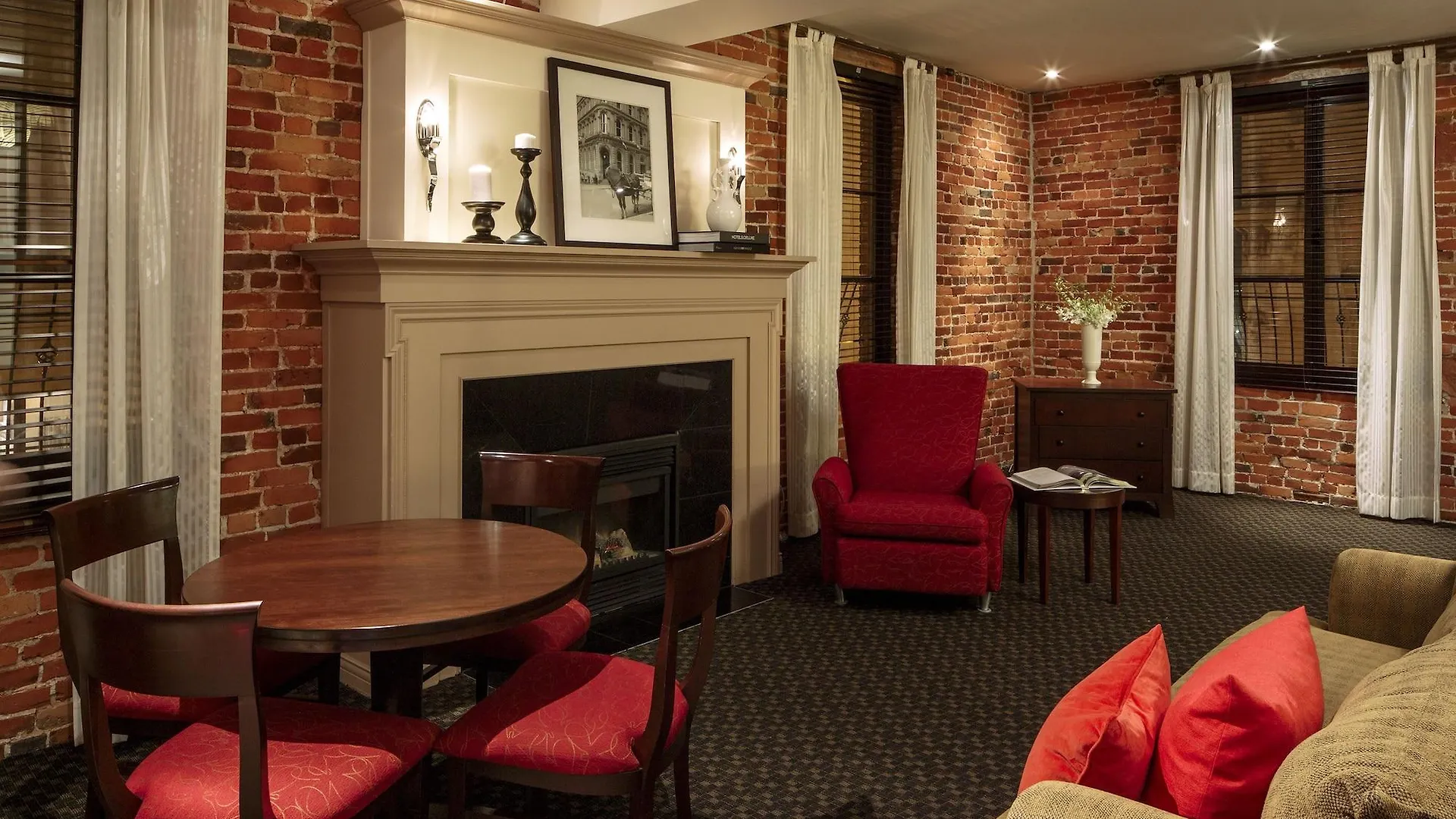 Hotel Nelligan Montreal 4*,  Canada